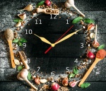 kalendarz trójdzielny z zegarem 2025